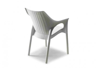 Fauteuil polypro tressé blanc