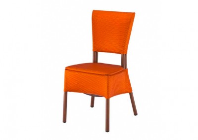 Chaise haut de gamme orange